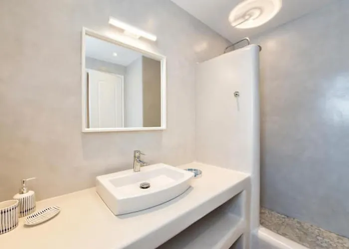 Apartment Center Living