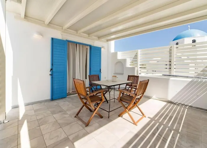 Center Living * Naousa (Paros)